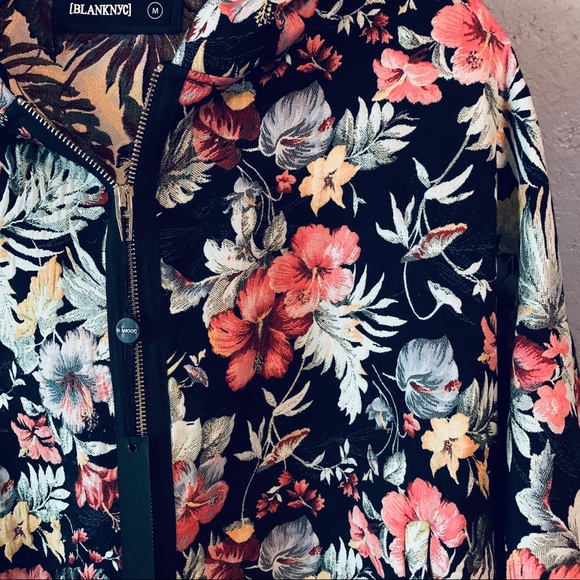 BlankNYC Summer Floral Windbreaker - Picture 8 of 10